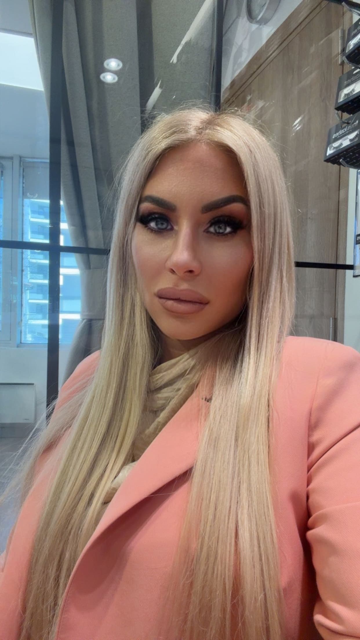 Tijana Ugrenović, advokat